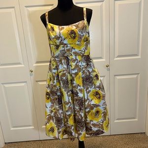 Maggy London dress in size 10